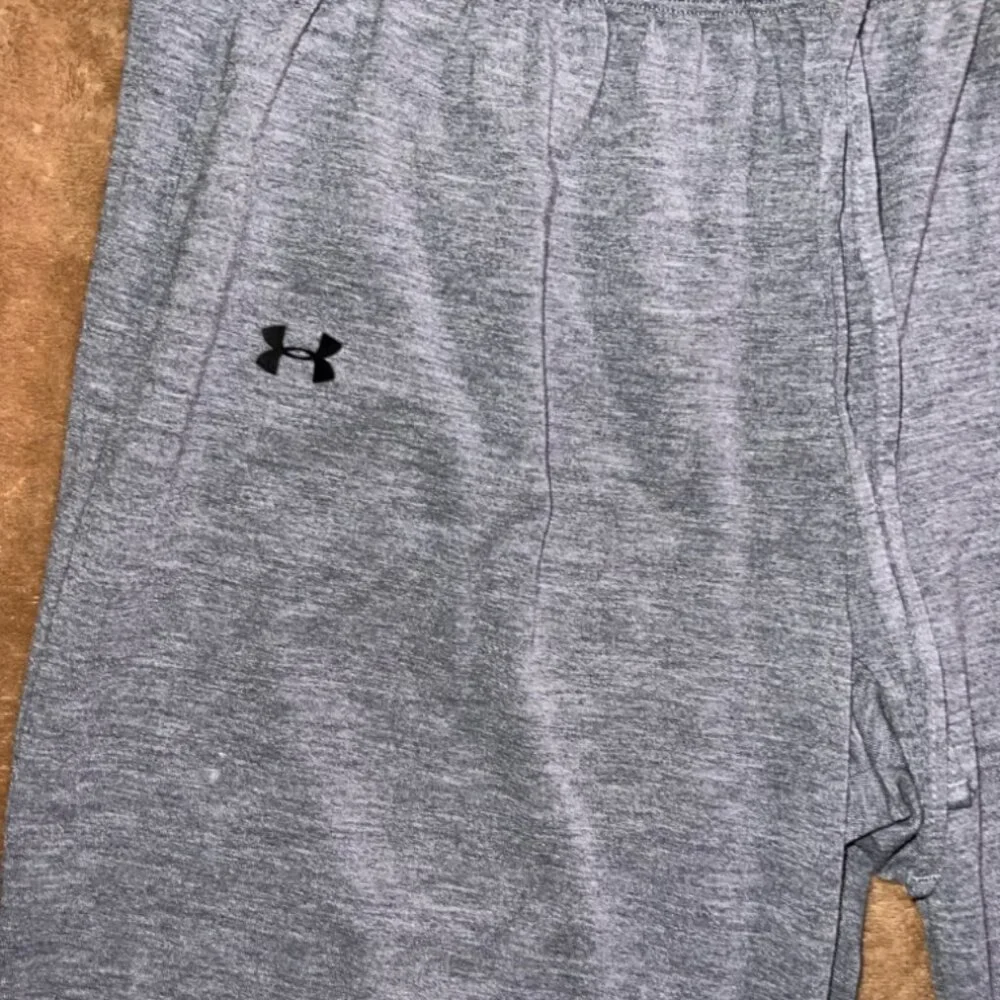 Under Armour Women Small Gray Drawstring Elastic Waist‎ Loose Fit Crop Capri